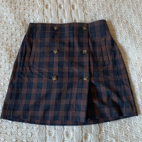 Plaid Skirt - Picture 4 of 6